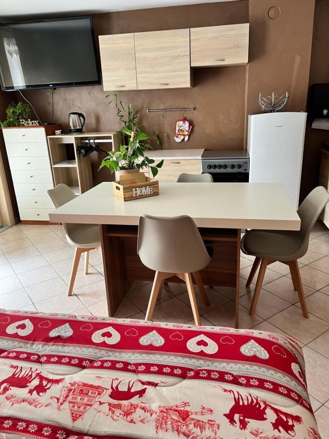 Residenze Vezza - La Corteccia- Apartman Vezza dʼOglio Kültér fotó